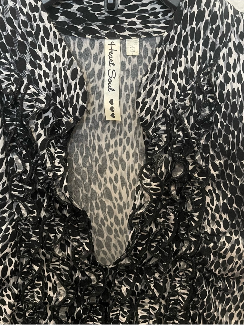 Heart Soul Ruffle-Front Black and White Animal Print Blouse Medium - Picture 2 of 4